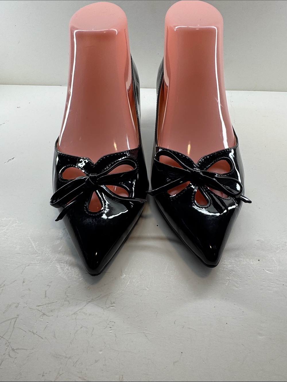 Black Patent Pointed-Toe Bow Heels for Women